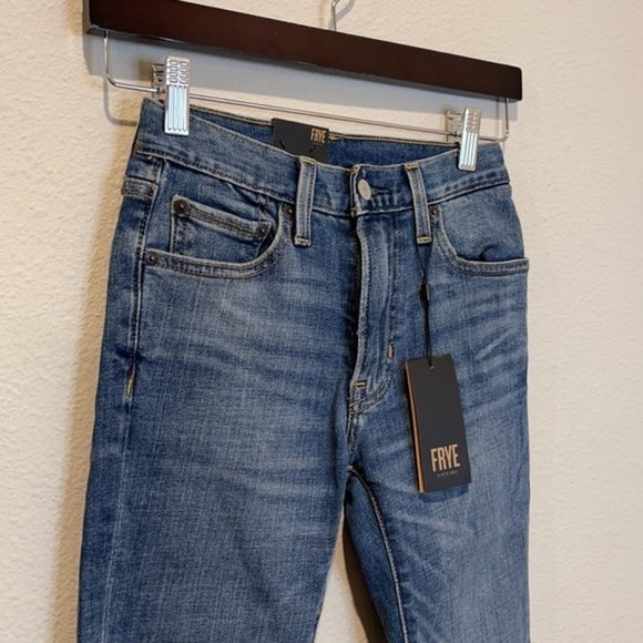 NWT Frye • Sienna Cropped Skinny Jeans Kinsey Wash - Picture 9 of 12